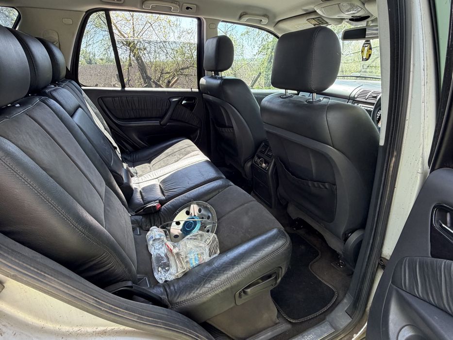 Mercedes w163 ml270