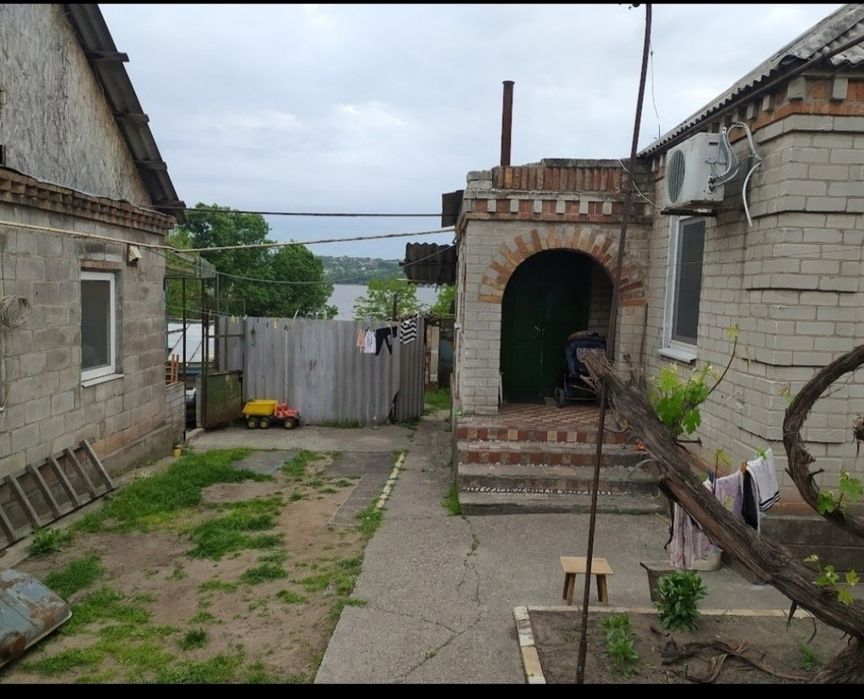 Продам дом  в с.Любимовка, днепровский район