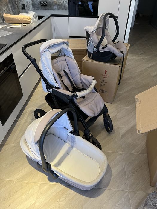 Коляска Cam Dinamico 3 в 1 — повний комплект для малюка