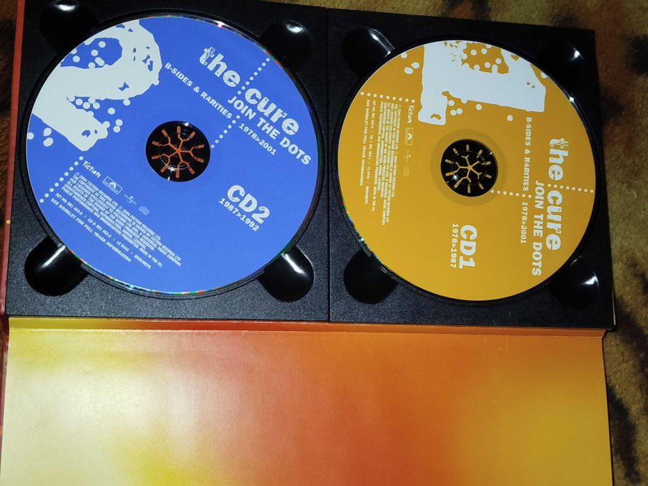Płyty CD z spółki "THE CURE" płyty z całej działalności