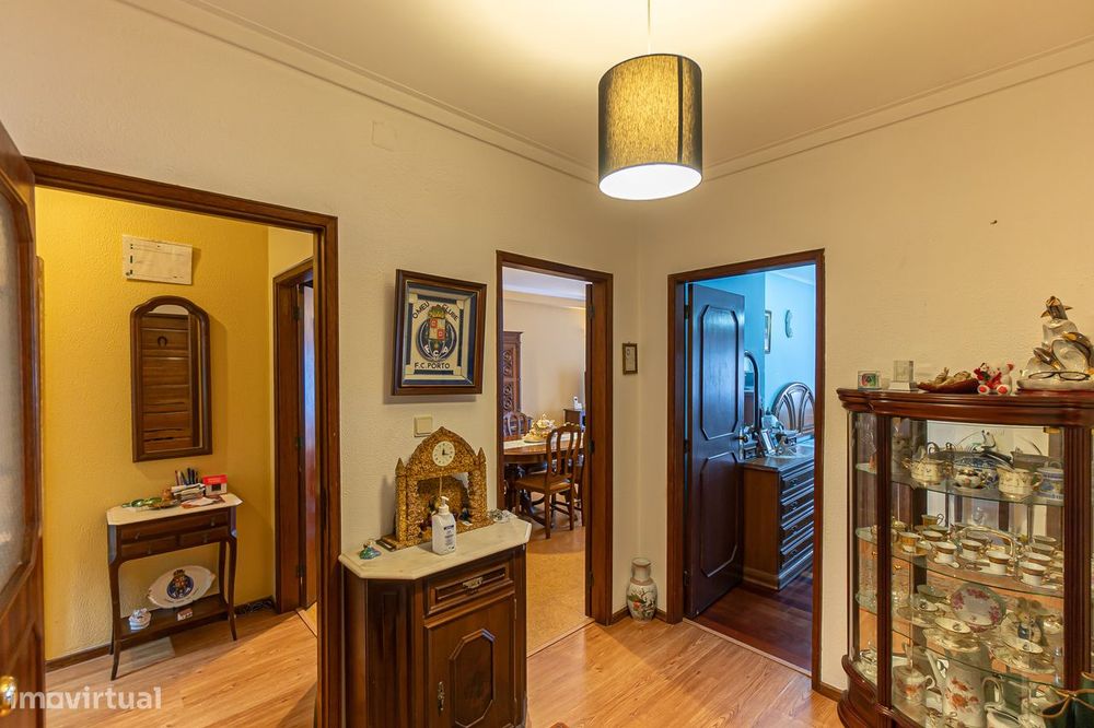 Apartamento T3 com terraço em Santo Ovídio — Mafamude E Vilar Do Paraíso, Porto