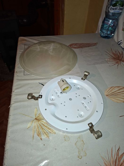 Plafon naścienny