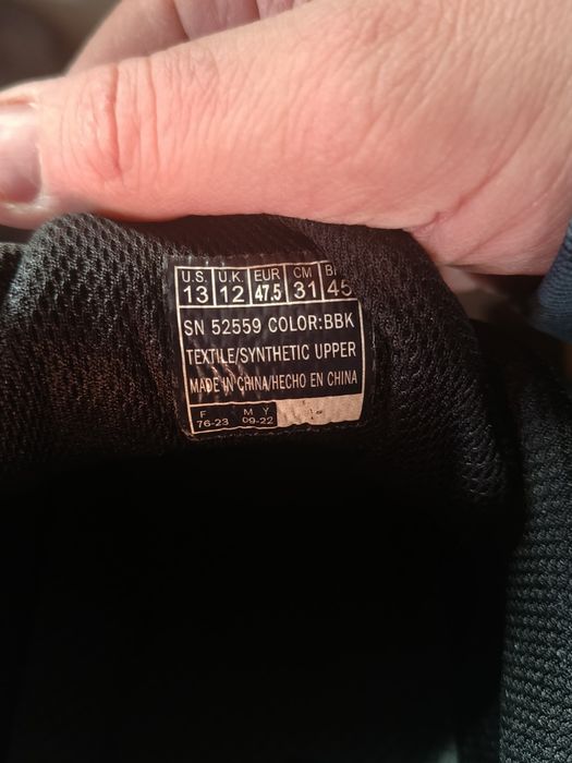 Кросівки Skechers 47р