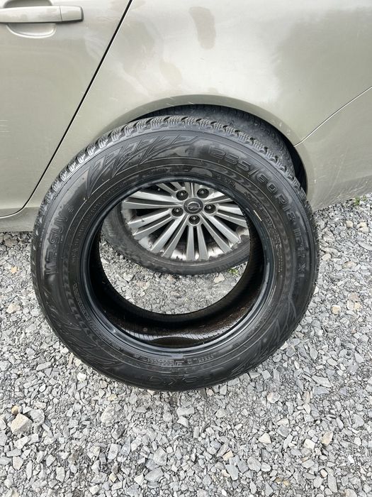 Opony zimowe 255/60 R18 4 opony
