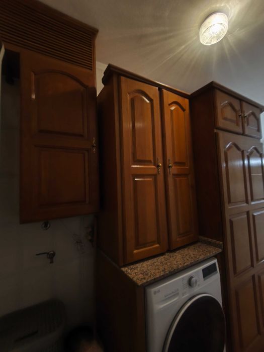 Cozinha Completa em Pinho + Granito