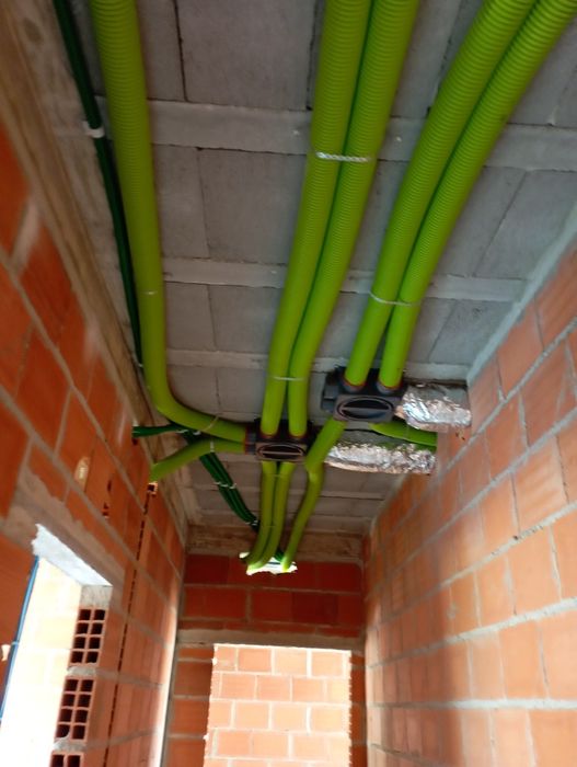 Eletricidade e canalização