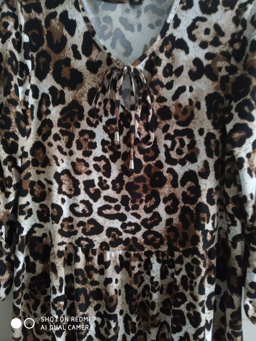 Sukienka w panterkę