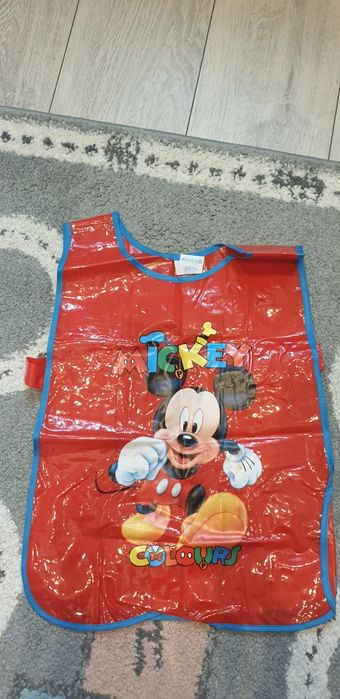 Fartuszek do prac plastycznych dla dzieci Disney