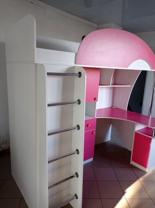 Дитяче ліжечко. Куточок