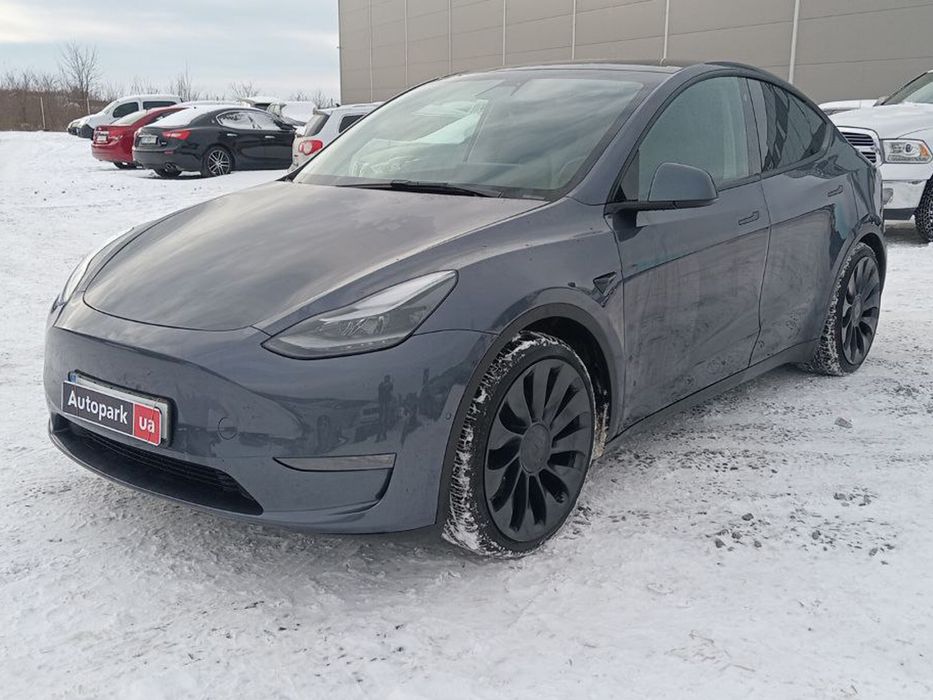 Tesla model Y 2022