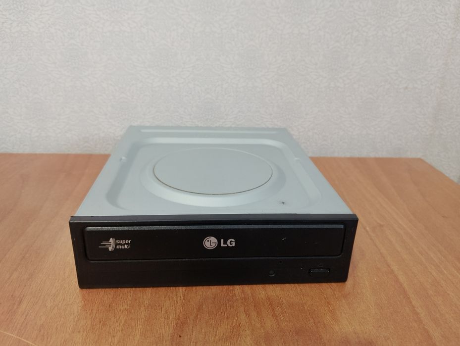 Дисковод LG GH22NS50