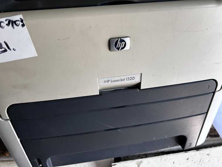 Лазерный принтер HP LaserJet 1320 с картриджем