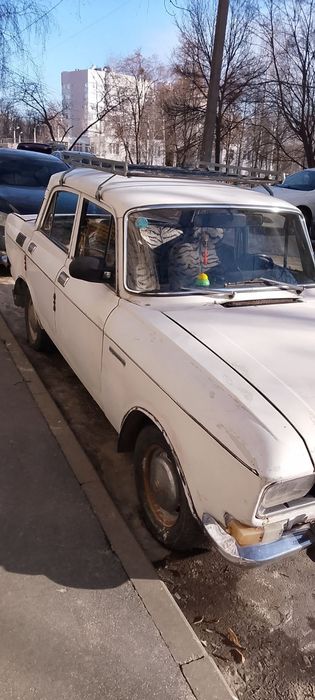 Продам Москвич 2140 1984года
