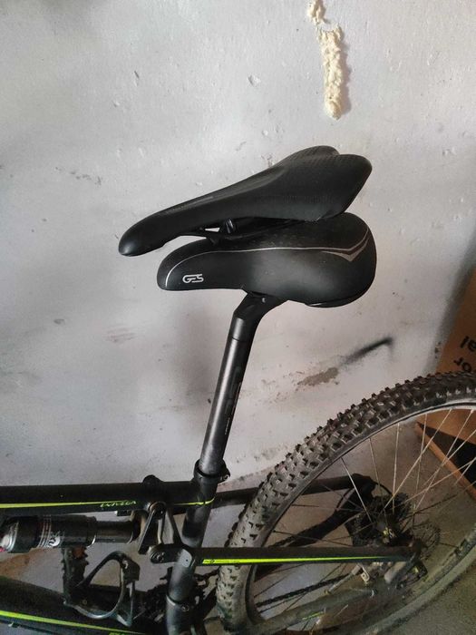 Bicicleta suspensão total