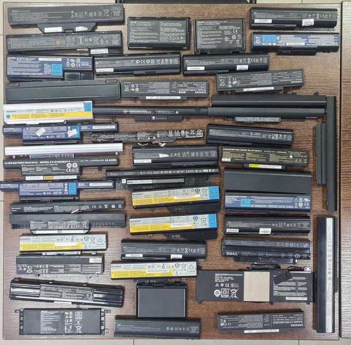 Акумулятори (батареї) для ноутбуків на запчастини/відновлення