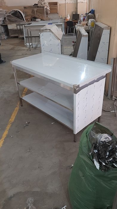 Столешня стільниця з нержавіючої сталі. Столешница из нержавеющей стал