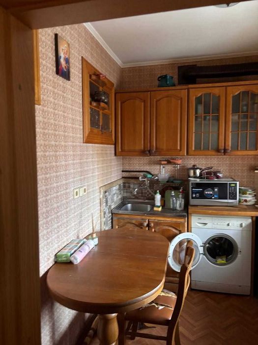 Без %. 3к.кв Без власник! Здаю кімнату дівчині. мПечерська 7 мин