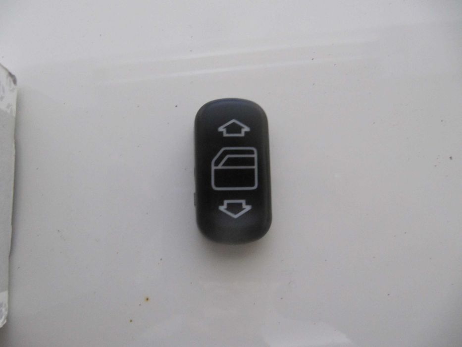 Capas dos botões dos vidros novos Mercedes W202