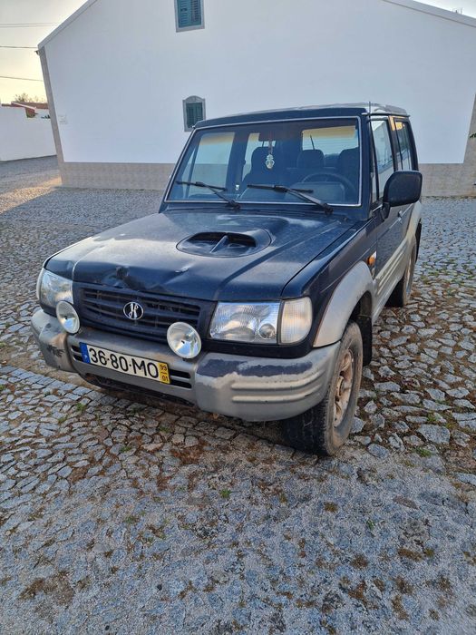 Hyundai Galloper