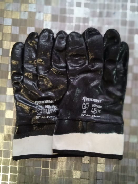 Продам спецовые перчатки