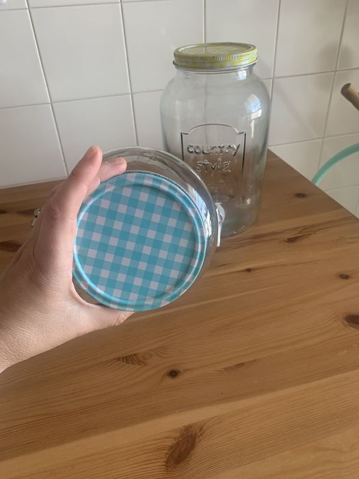 Frascos  de sumo ou água