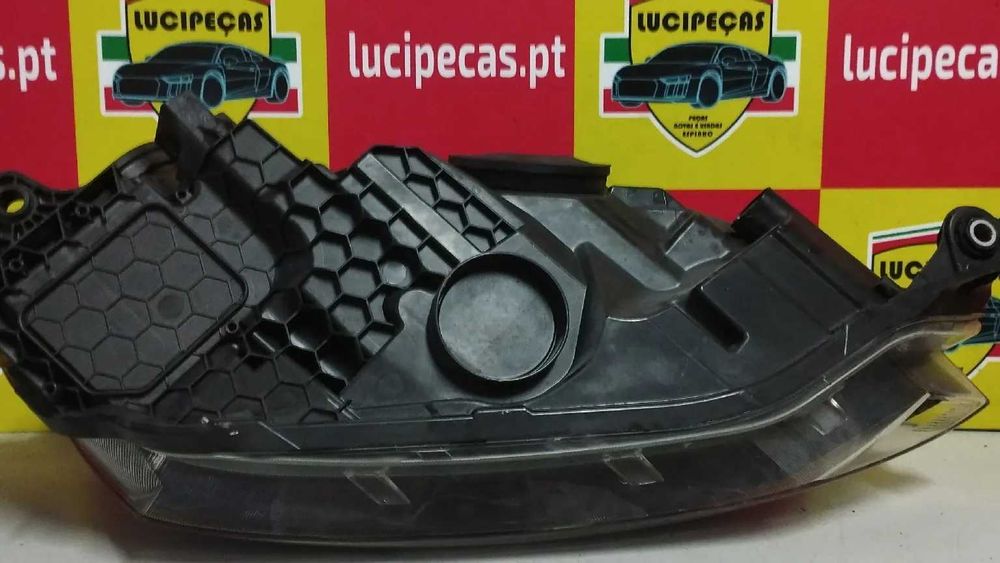 Otica Esq SKODA FABIA III HATCHBACK (NJ3) | 100036