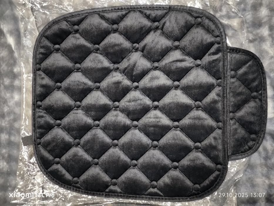 Накидки на сидіння