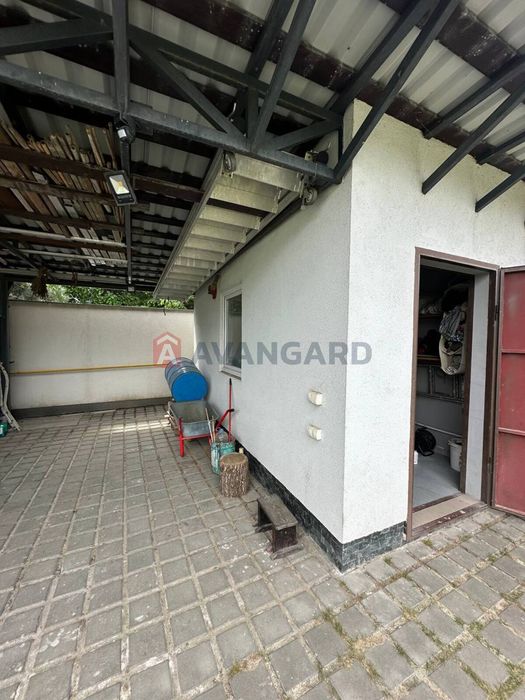 Сучасний маєток у Волоському- простір, комфорт і повна автономія!