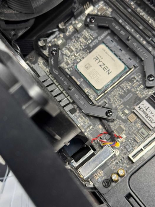 Processador AMD Ryzen 3 3300X com cooler AMD original