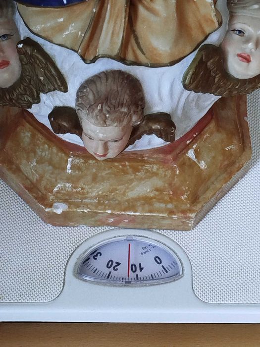 Imponente Escultura de Nossa Senhora (62 cm/13 kilos)