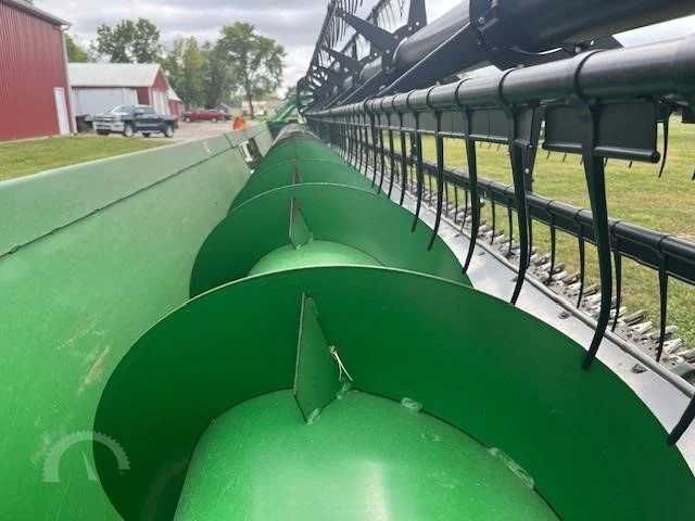 Жатка John Deere 635 F