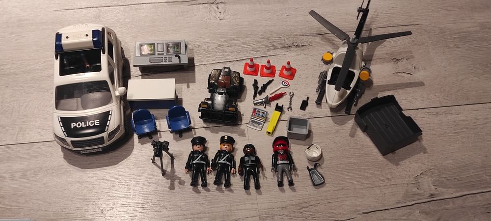 Playmobil 9372 posterunek policji