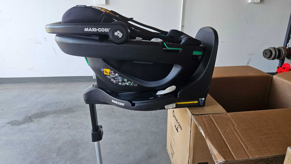2 Foteliki dzieciece MAXI Cosi obrotowe peble 360 Pro I-Size