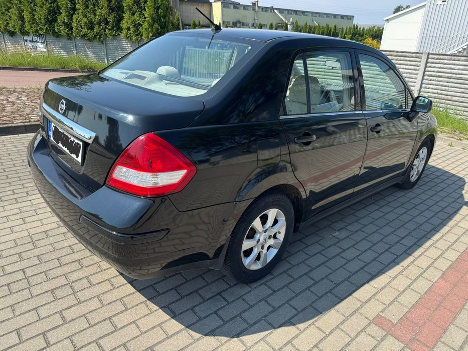 Nissan Tiida Versa 1.8 Benz/Gaz Automat 2007 rok