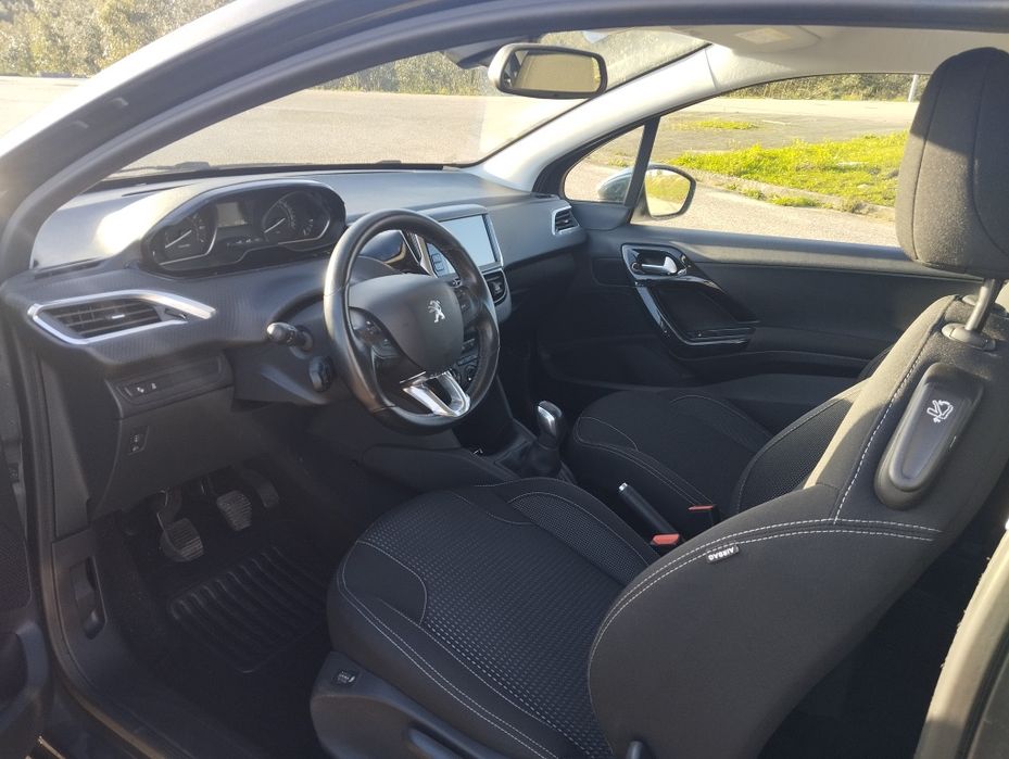 Peugeot 208 1.2 Pure Tech Active-82 cv