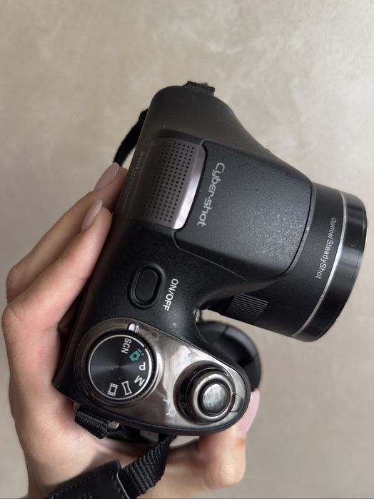 Продаю майже новеньку камеру SONY PowerShot DSC-H300
