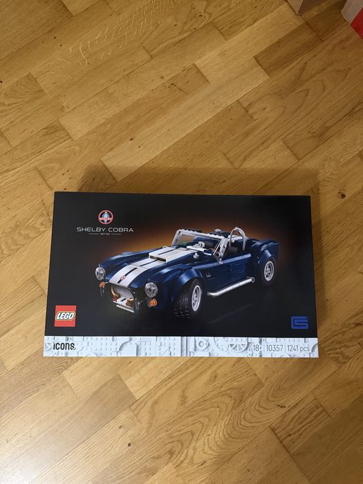 LEGO Icons Shelby Cobra 427 S/C (10357)