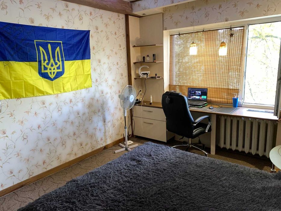 Продаж 2 кмн квартири, вул. Кияшка (213-178-270)