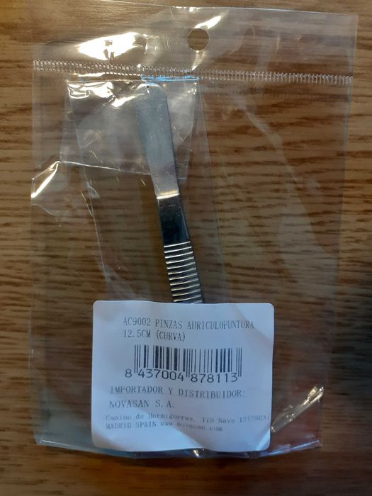 Pinça auriculopuntura (ponta curva) - Nova