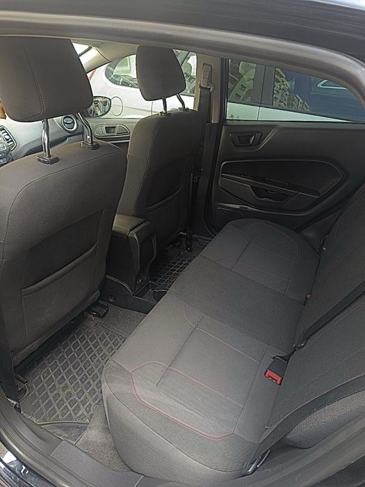 Ford fiesta 2017 газ/бензин