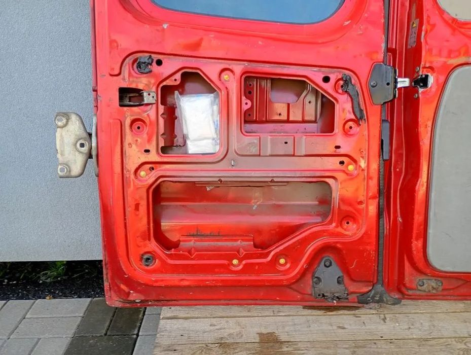 drzwi tylne lewe prawe tył vivaro a trafic ii primastar 2001-2014 wyso
