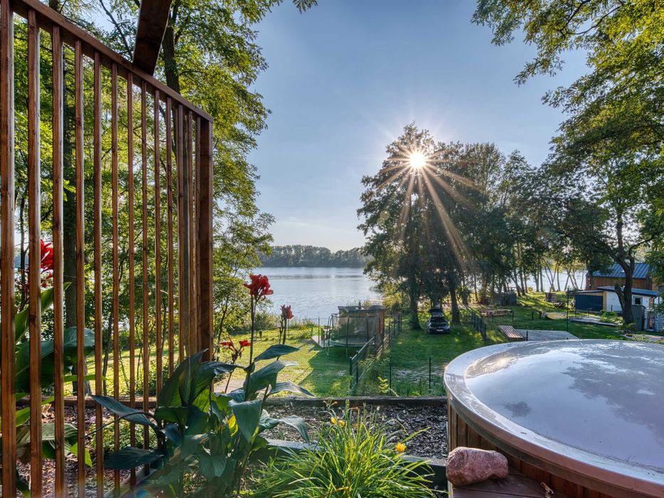 Apartament nad jeziorem, balia, jacuzzi, sauna