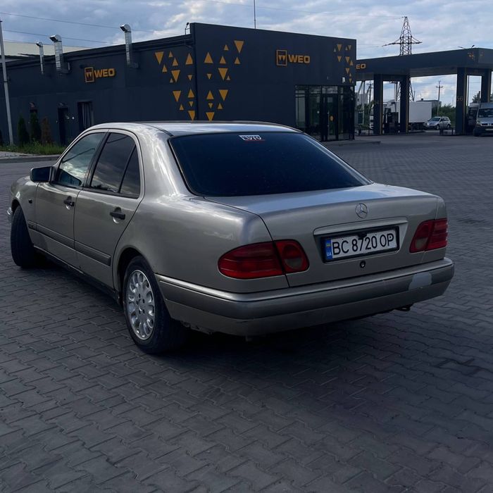 Mersedes-Benz W210 2.2CDI
