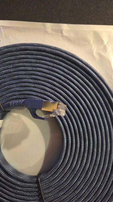Wysokiej jakości kabel płaski ETH ethernet Cat 8  25Gbps nowy długość 5m.