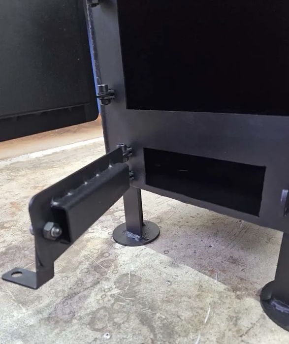 Буржуйка на дровах Бизон с конфоркой, 3 мм