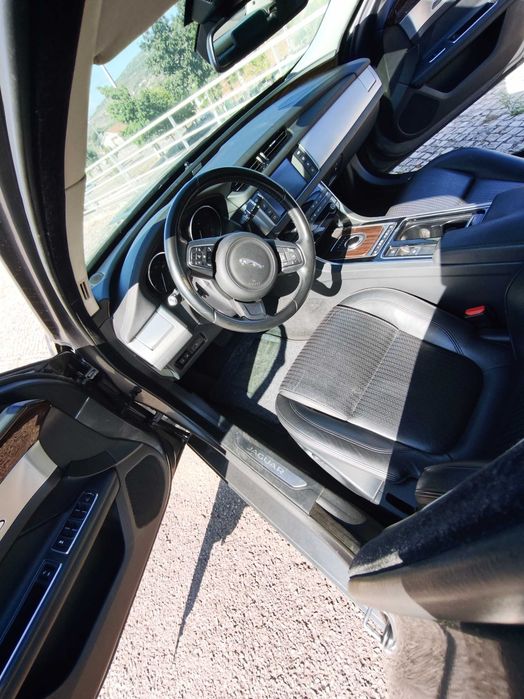 Jaguar XF 2.0 Prestige