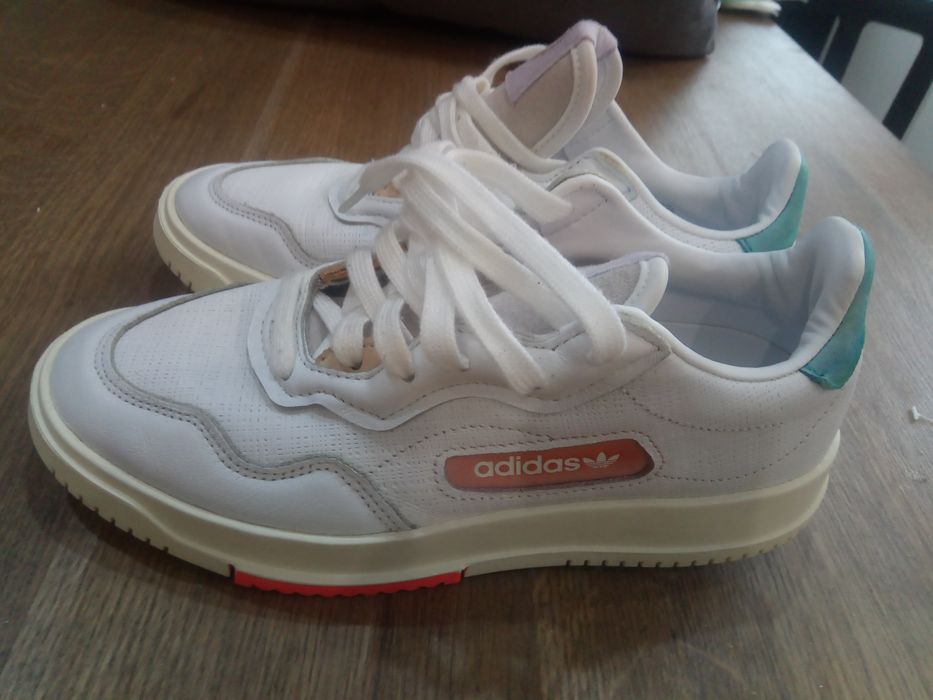 Buty adidas sneakersy originals 39,5 nowe okazja