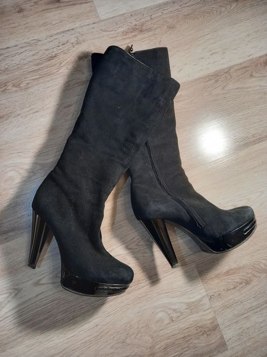 Зимові чоботи жіночі