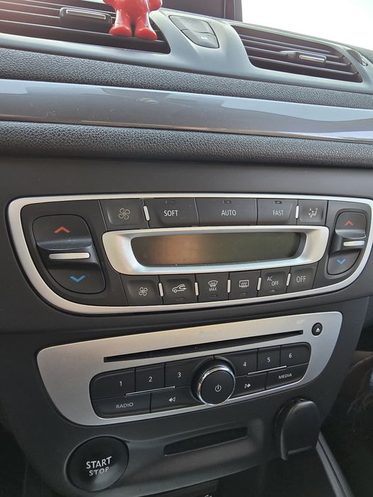 Renault megane lll 1.5 dci 110cv 12/2015