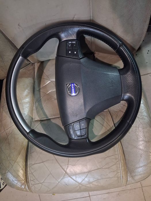 Руль Volvo c70 V50 S40